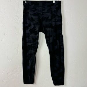Lululemon Leggings Tights InStill‎ High Rise 365 Camo Print Black Workout Knit